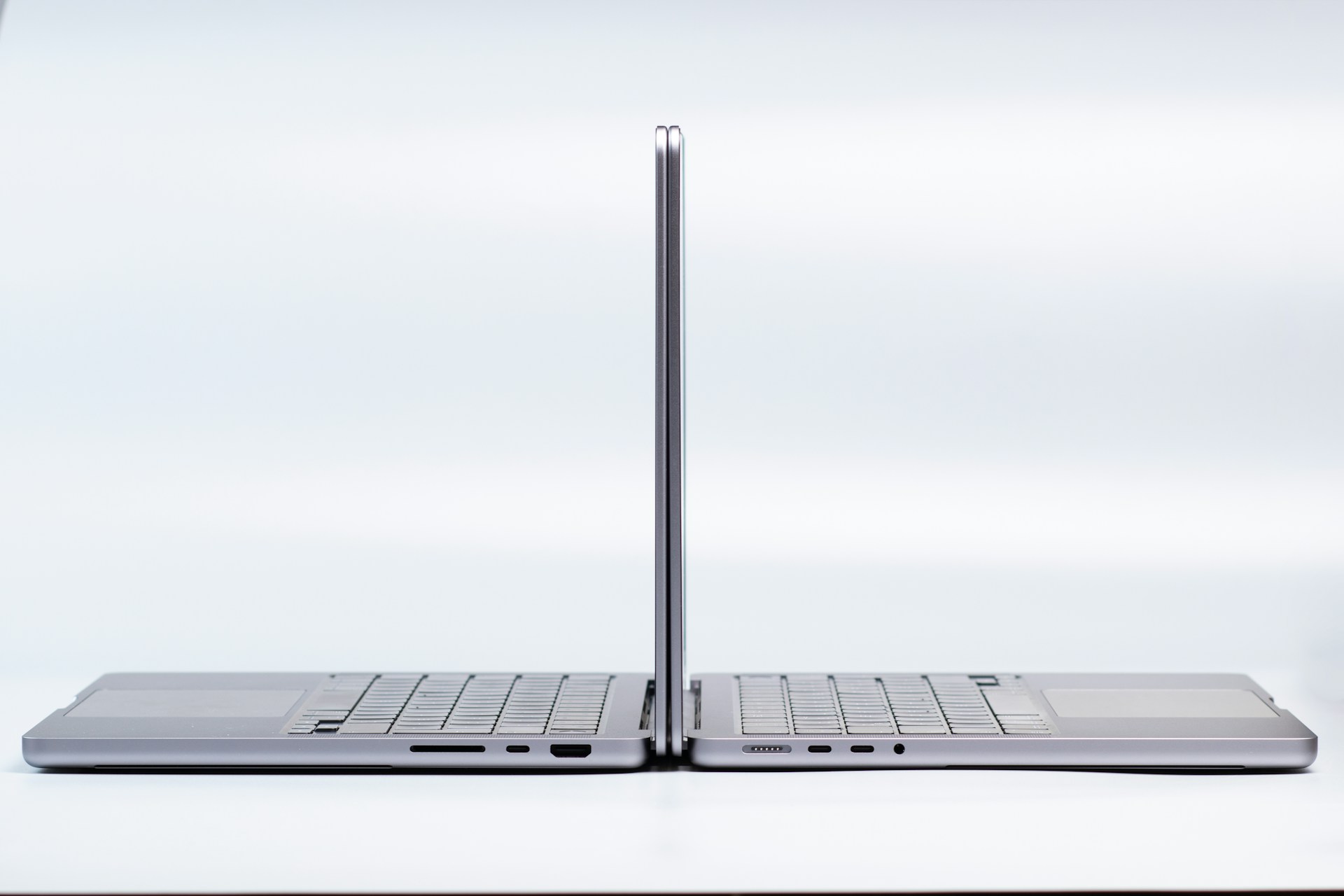 M3 MacBook Pro vs M2 MacBook Pro: A Comparative Analysis